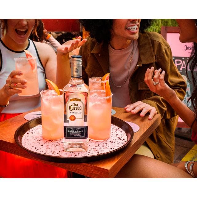 Jose Cuervo Especial Silver Tequila 70cl - gallery image 3