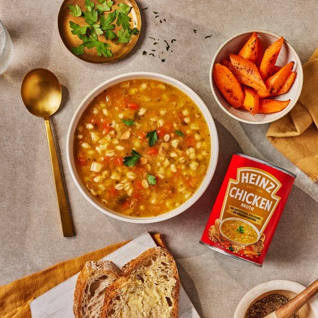 Heinz Chicken Broth Soup 400g - gallery image 2