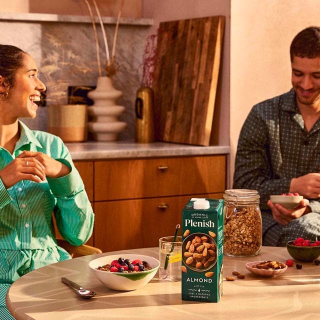 Plenish 1L Long Life Dairy Free Organic Almond Milk - gallery image 5