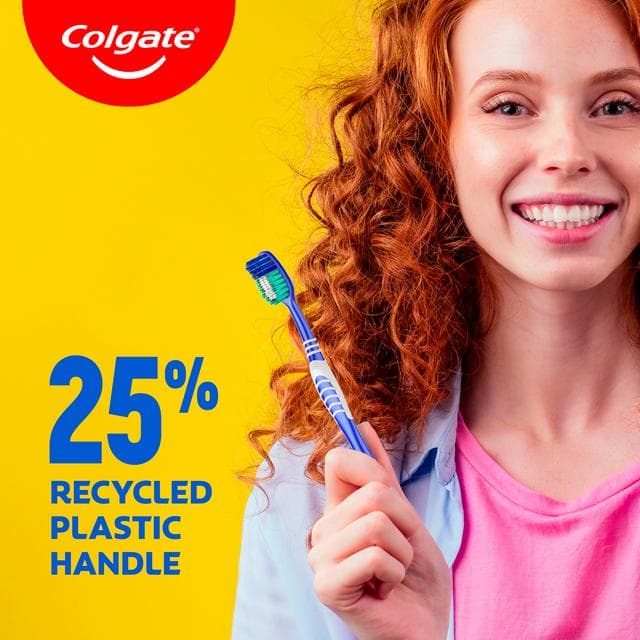 Colgate Extra Clean Medium Toothbrush x3 - gallery image 6