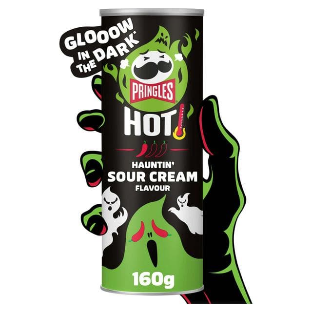 Pringles Hot Kickin' Sour Cream Sharing Crisps 160g - gallery image 1
