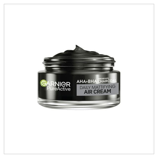 Garnier Pure Active AHA+BHA Charcoal Daily Mattifying Air Cream - gallery image 1