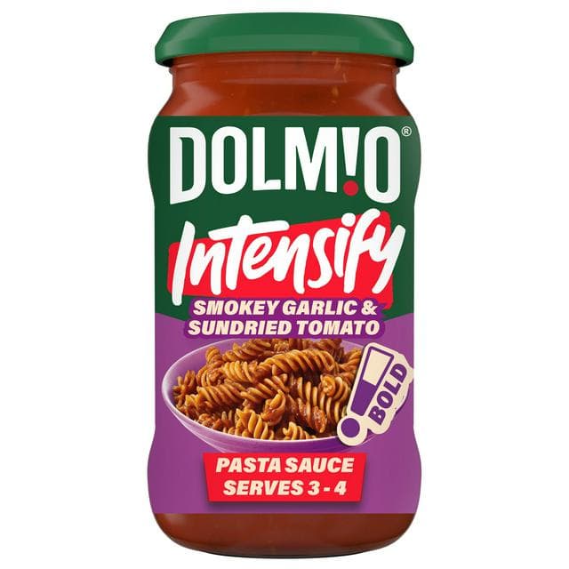 Dolmio Intensify Smokey Garlic & Sundried Tomato Pasta Sauce 400g - gallery image 1