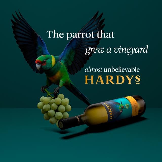 Hardys Crest Chardonnay White Wine 75cl - gallery image 3