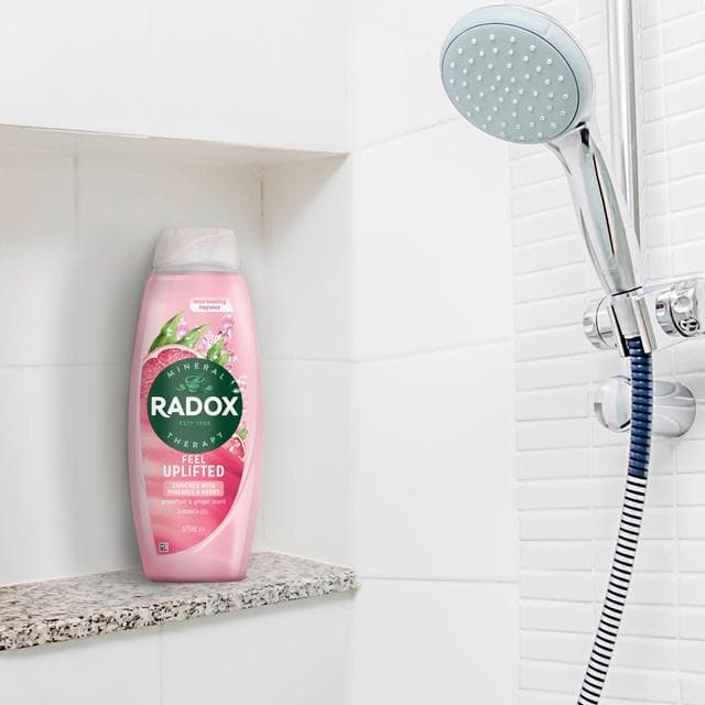 Radox Mineral Therapy Body Wash Feel Uplifted 675ml - gallery image 4
