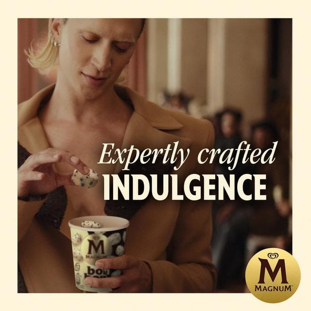Magnum 12 x 17ml Bonbon White Chocolate & Cookies Ice Cream Frozen Snack - gallery image 4