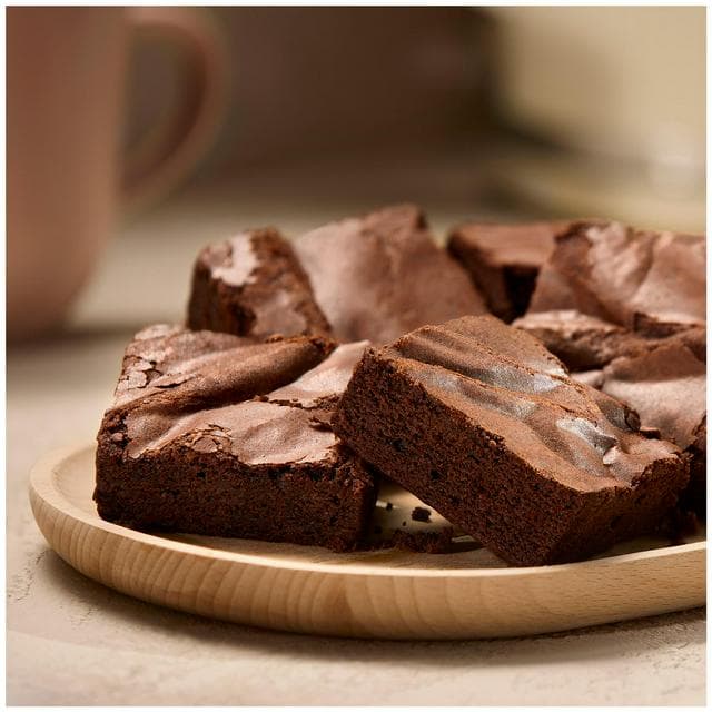 Sainsbury's Chocolate Brownies (12 Pieces) - gallery image 2