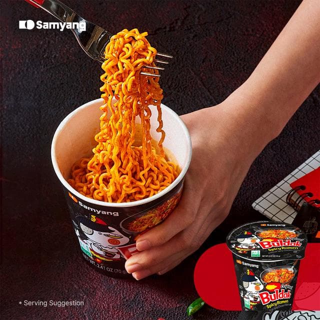 Samyang Buldak Hot Chicken Flavor Ramen Stir Fried Noodle Cup - gallery image 5