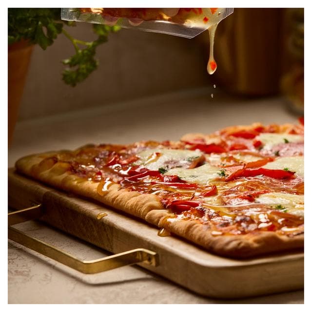 Sainsbury's 2 Napoli Salami Mozzarella & Hot Honey Thin & Crispy Pizza, Taste the Difference 1.1kg - gallery image 3