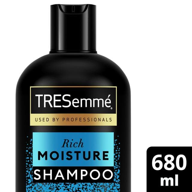 TRESemmé Shampoo Rich Moisture 680ml - gallery image 1