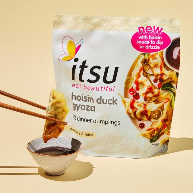 itsu 12 x Hoisin Duck Gyoza Dinner Dumplings 280g - gallery image 2