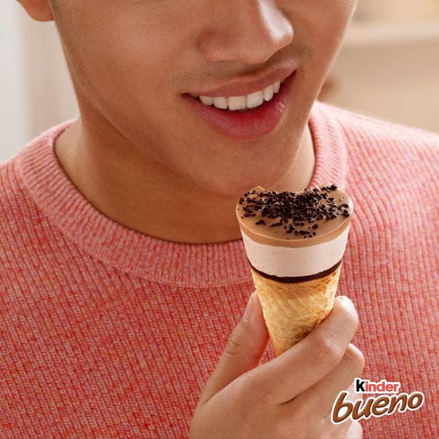 Kinder Bueno Classic Ice Cream Cones 4 x 90ml - gallery image 5
