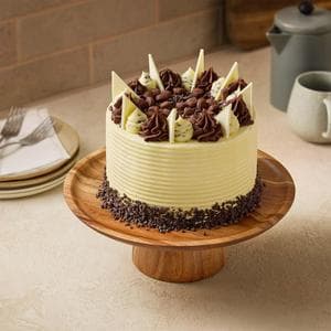 Sainsbury's 1.8kg Cookies & Cream Cake, Taste the Difference