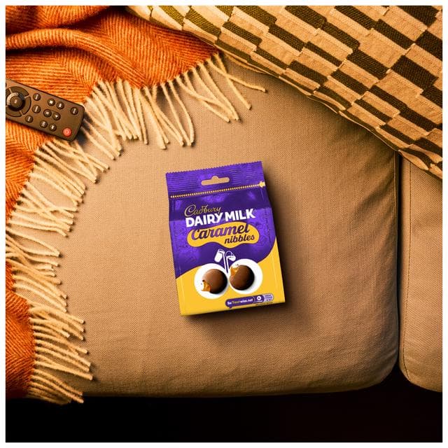 Cadbury Dairy Milk 100g Chocolate Caramel Nibbles Bag - gallery image 2