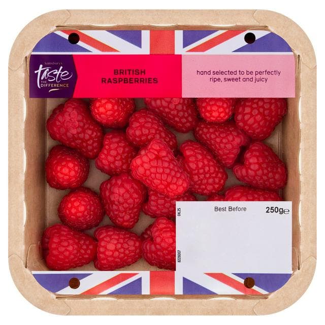 Sainsbury's 250g British Raspberries, Taste the Difference - gallery image 1