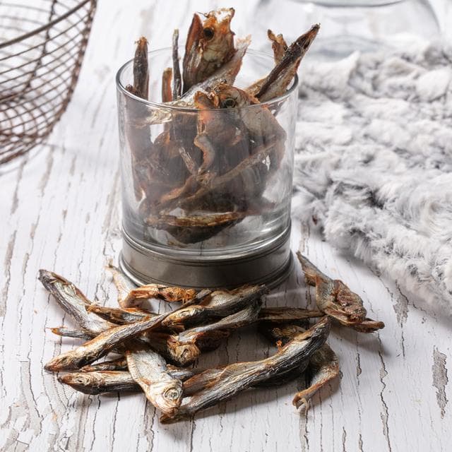 Hollings From the Sea 100g Sprats Dog Treats - gallery image 4