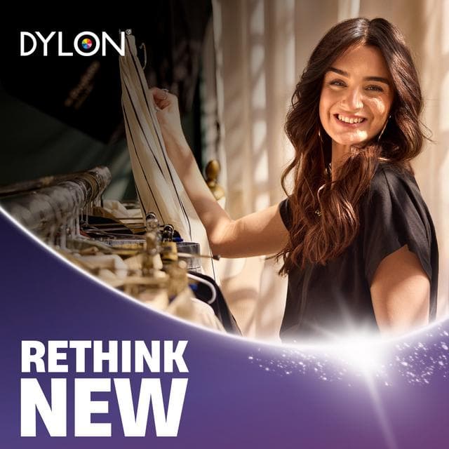 Dylon Renew Blossom Colour Laundry Detergent 30 Washes 1.5L - gallery image 6