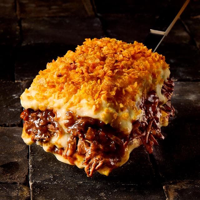 La Famiglia Rana Slow Cooked Braised Beef Lasagne 700g - gallery image 4