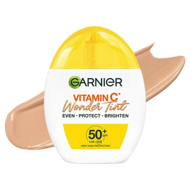 Garnier Bright Complete 40ml SPF 50+ Medium Shade Even, Protect & Brighten Vitamin C Wonder Tint - gallery image 1
