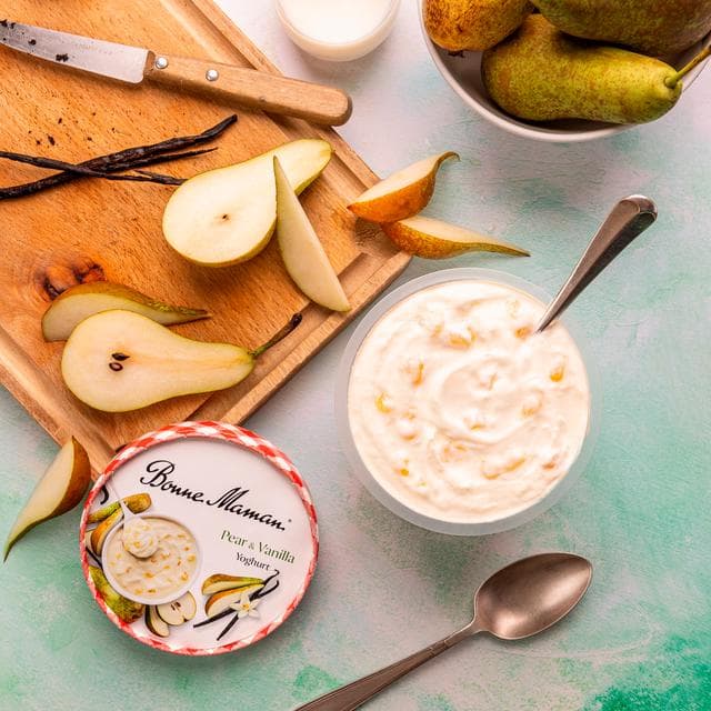 Bonne Maman 450g Pear & Vanilla Yoghurt - gallery image 2