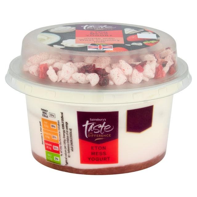 Sainsbury's 140g Eton Mess Yogurt, Taste the Difference - gallery image 1