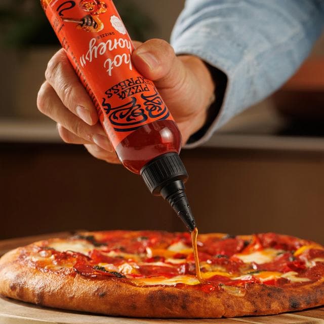 Pizza Express 268g Hot Honey Sauce - gallery image 2