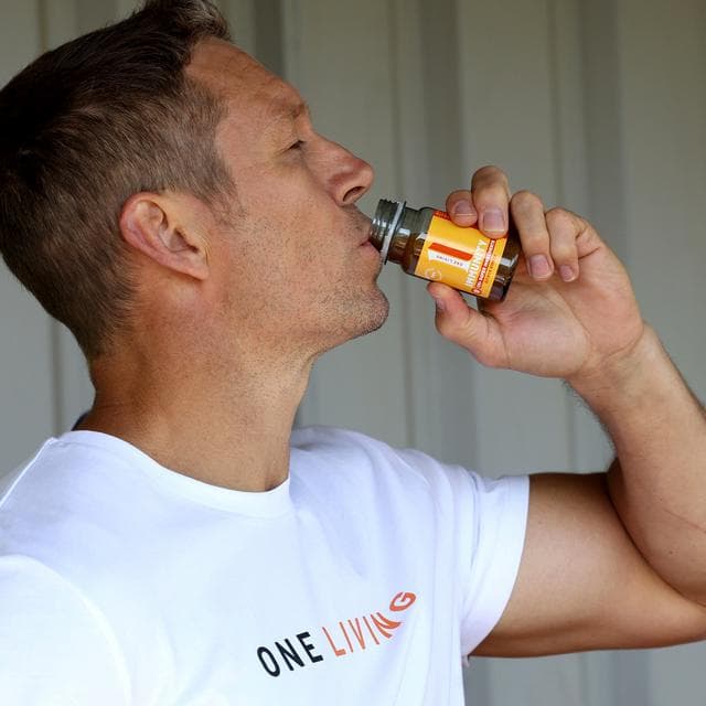 One Living 100ml Immunity Citrus Ginger Shot - gallery image 4