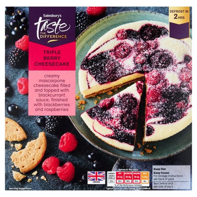 Sainsbury's 450g Triple Berry Cheesecake, Taste the Difference - gallery image 1