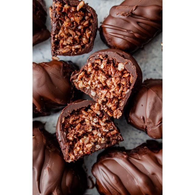 Food Thoughts 100g Milk Chocolate Chips - gallery image 3