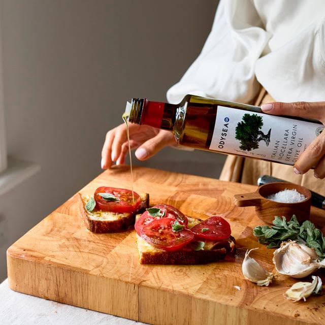 Odysea 500ml Italian Nocellara Extra Virgin Olive Oil - gallery image 2