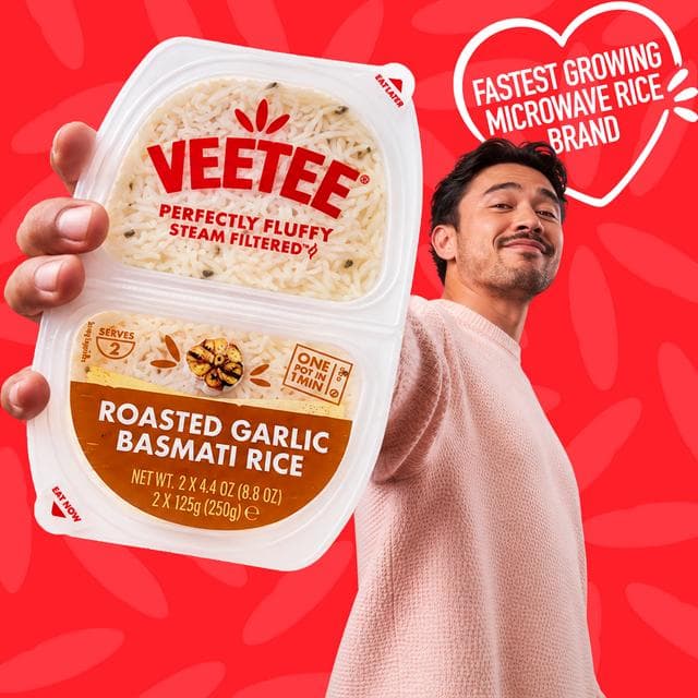 Veetee Perfectly Steam Filtered 2 x 125g Roasted Garlic Basmati Rice - gallery image 5