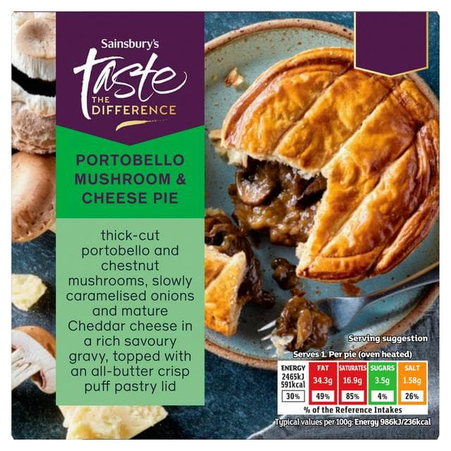 Sainsbury's 250g Portobello Mushroom & Cheddar Pie, Taste the Difference - gallery image 1