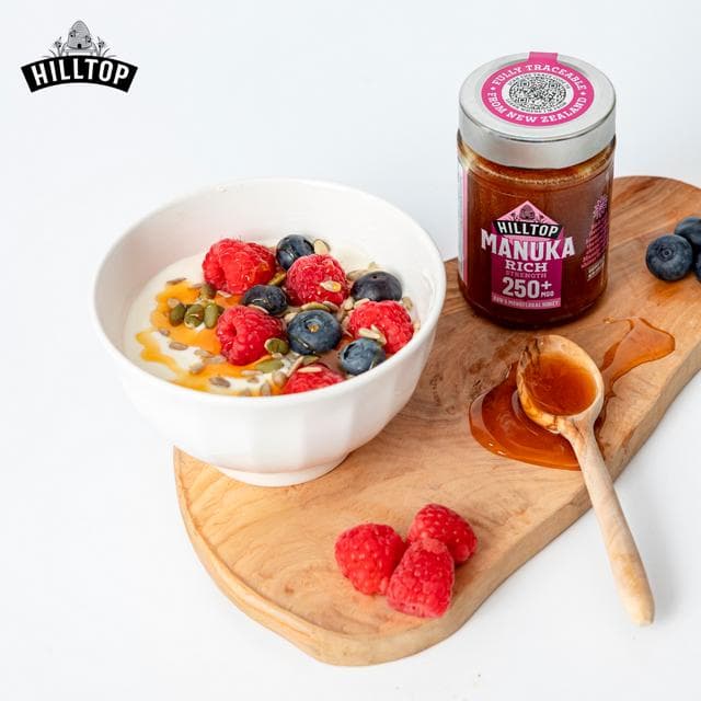 Hilltop 225g Manuka Raw & Monofloral 250 + MGO Honey - gallery image 4