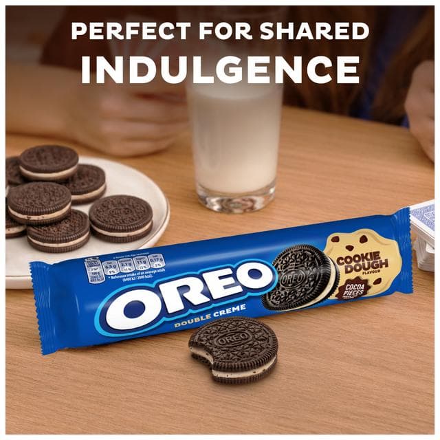 Oreo Double Crème 157g Cookie Dough Flavour Cocoa Sandwich Biscuits - gallery image 3