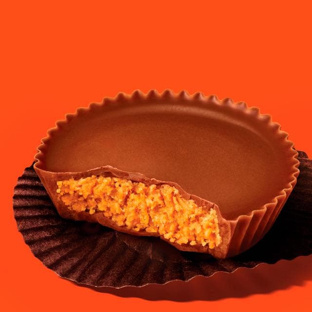 Reese's 3 x 42g Multipack Milk Chocolate Peanut Butter Cup Pouch - gallery image 3