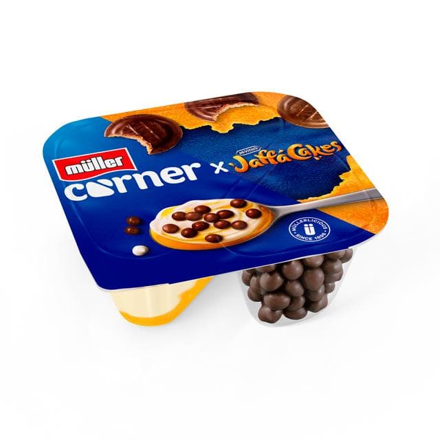 Müller Corner 124g Jaffa Cakes Yoghurt - gallery image 5