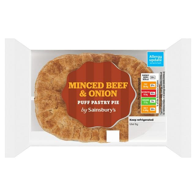 Sainsbury's 150g Minced Beef & Onion Puff Pastry Pie - gallery image 1