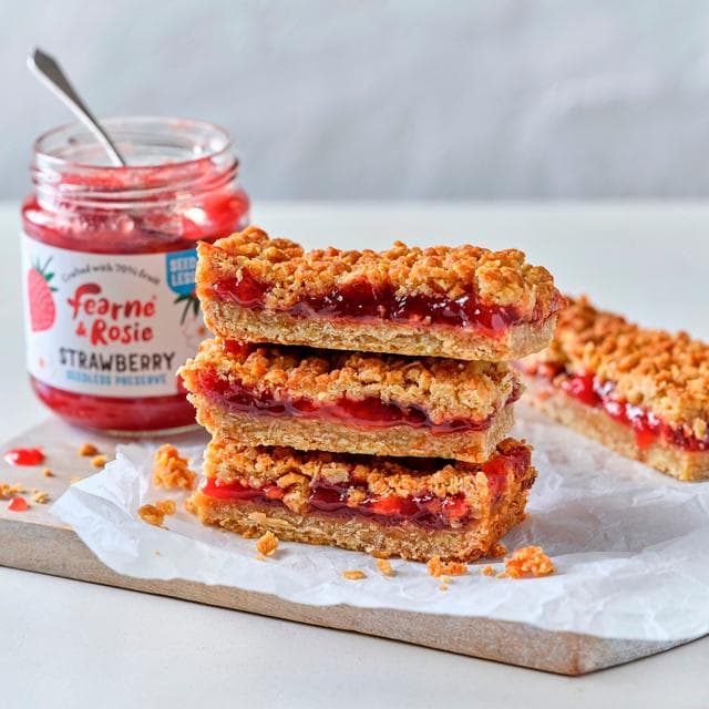 Fearne & Rosie Strawberry Seedless 70% Fruit Jam - gallery image 3